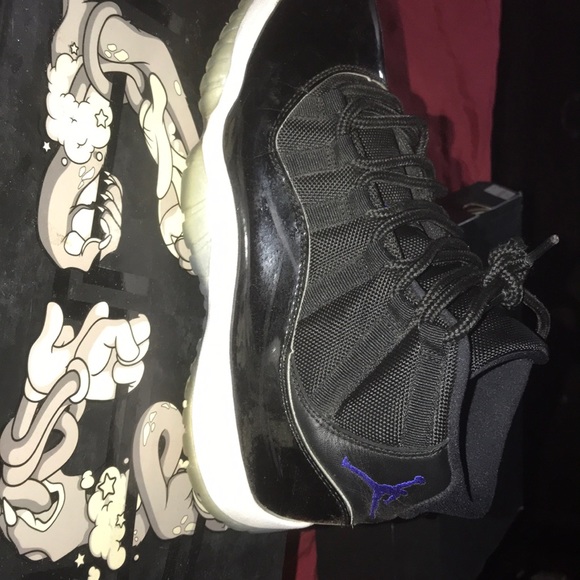 Space jams - Picture 2 of 2